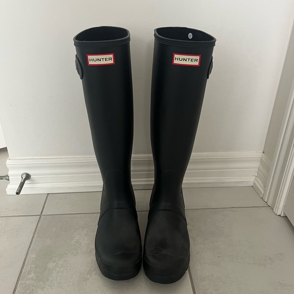 Hunter boots for sale! - Picture 2 of 3